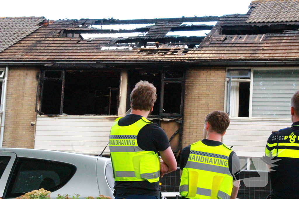 Woningbrand treft tientallen gezinnen