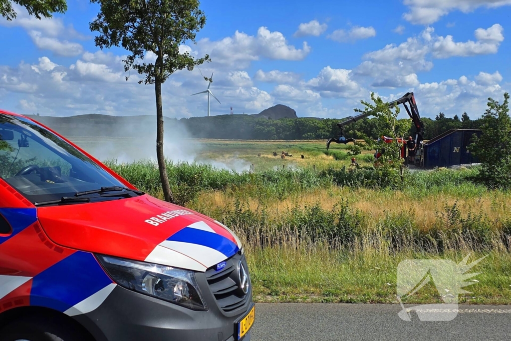 Bermbrand breidt zich snel uit