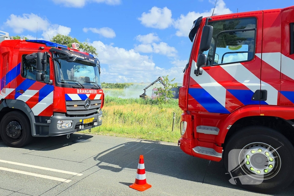 Bermbrand breidt zich snel uit