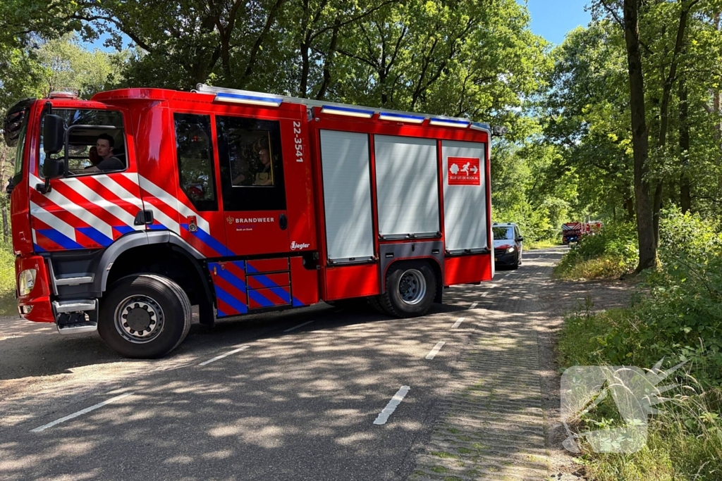Brandweer bestrijdt natuurbrand