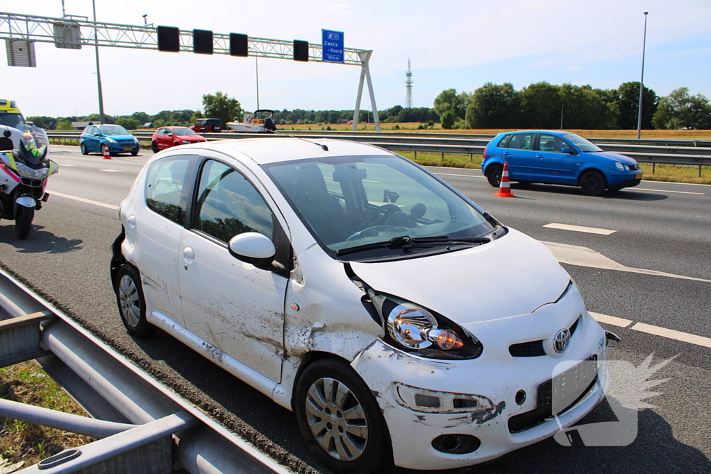 Aanrijding met letsel op snelweg