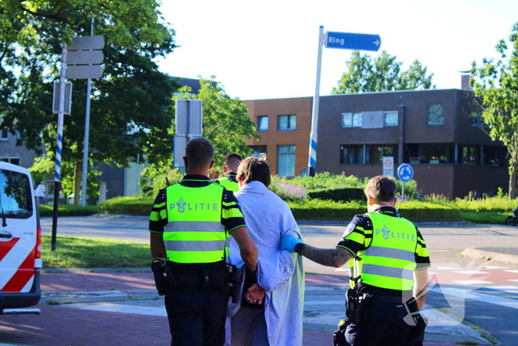 Man met alcohol uit water gered