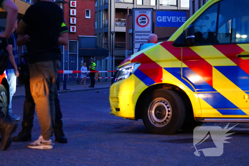 Meerdere gewonden en twee aanhoudingen bij steekincident