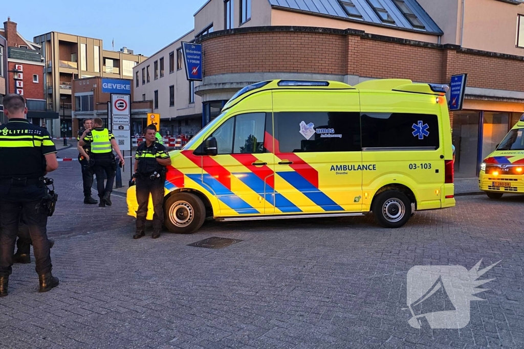 Meerdere gewonden en twee aanhoudingen bij steekincident