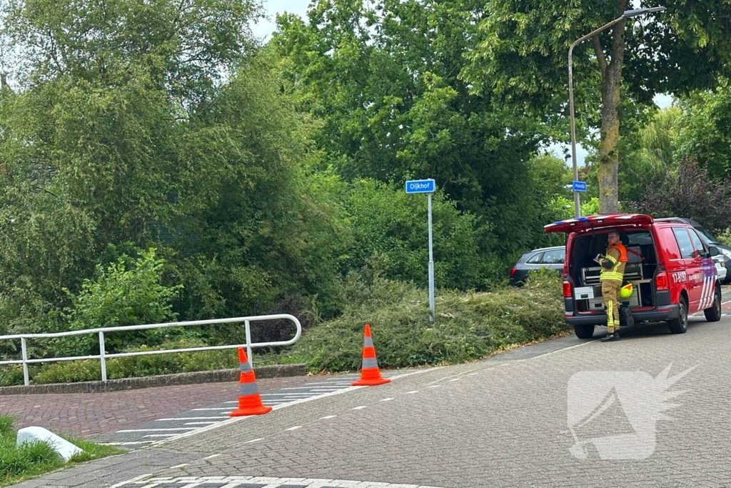 Brandweer forceert deur wegens gaslucht