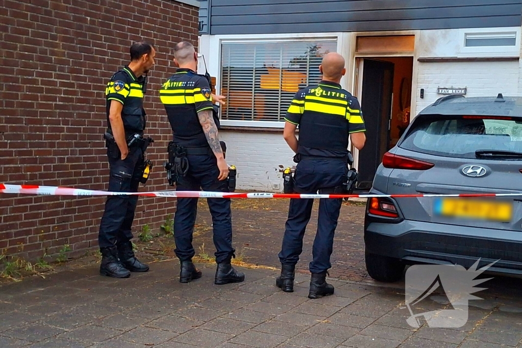 Brandweer en politie onderzoeken woningincident