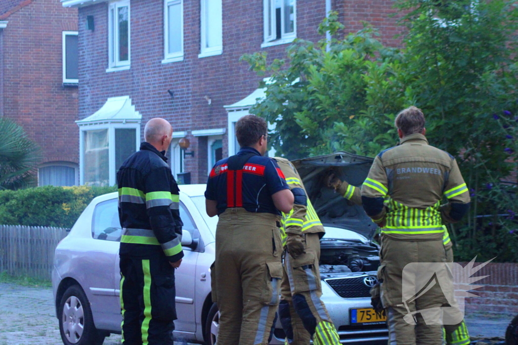 Voertuigbrand snel geblust