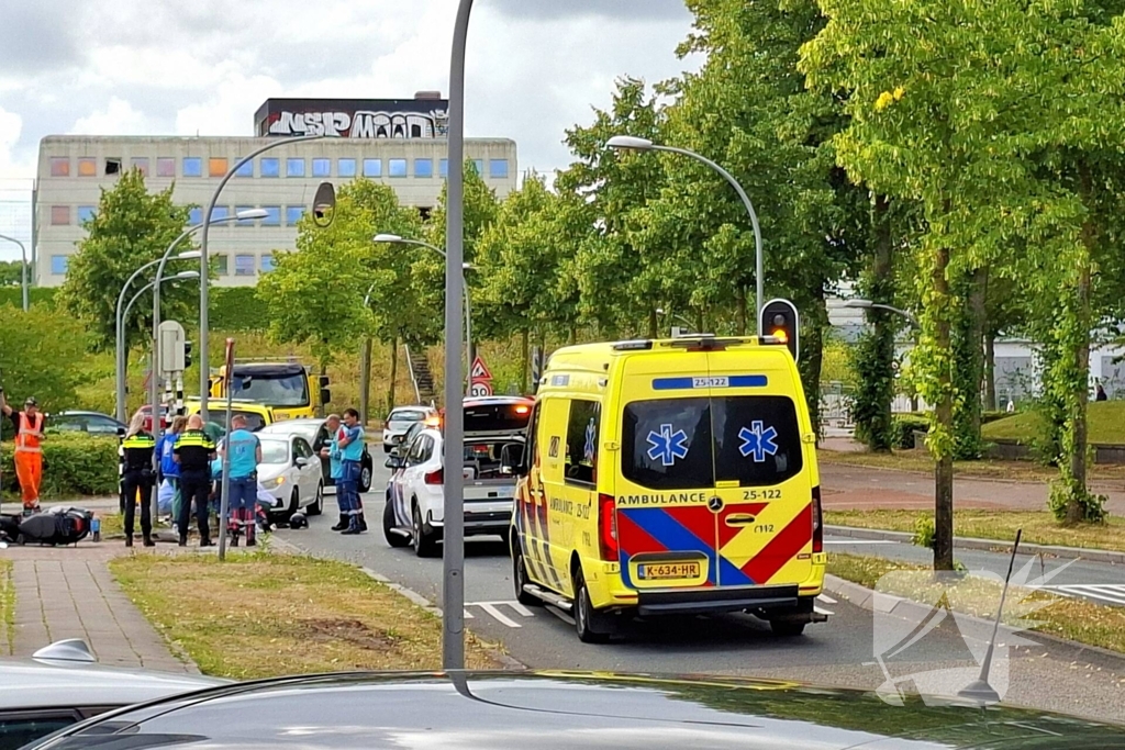 Verkeerslichten buiten werking door klap