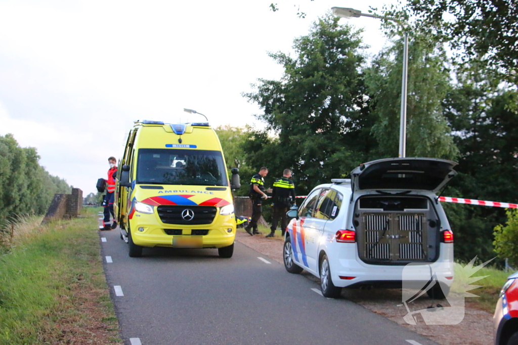 Zwaargewonde gevonden in berm na ernstige mishandeling