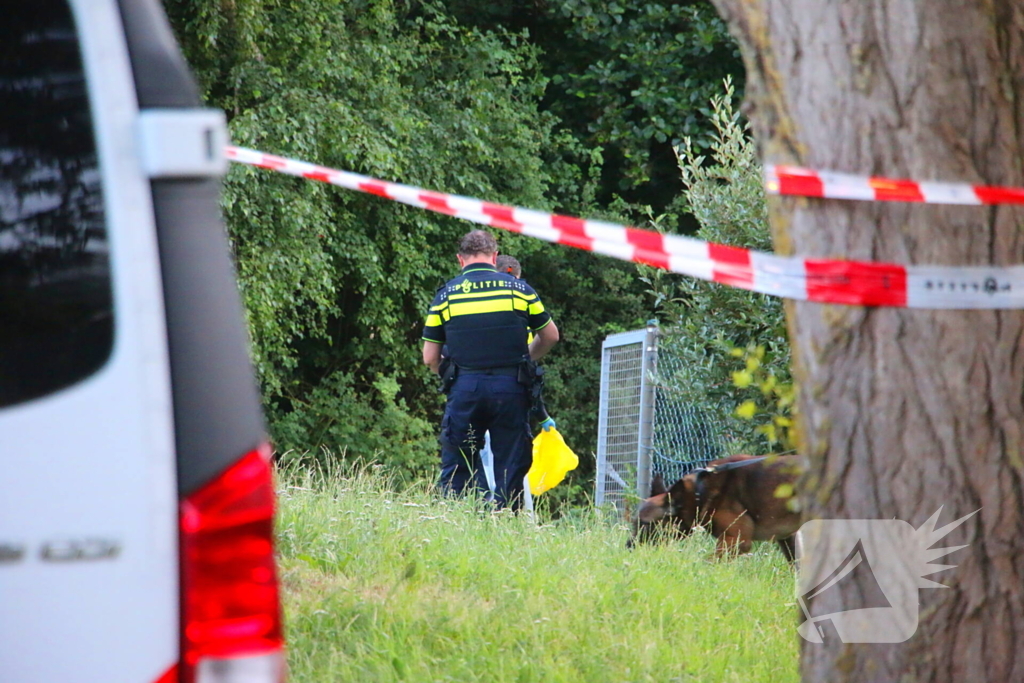 Zwaargewonde gevonden in berm na ernstige mishandeling