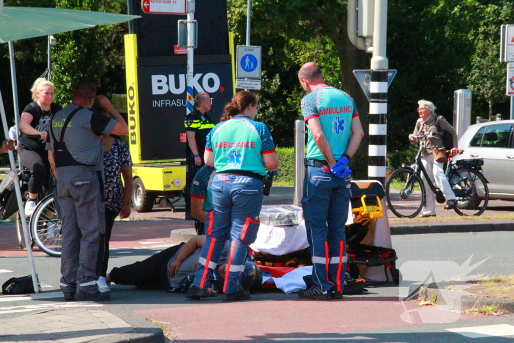 Scooterrijdster gewond na val