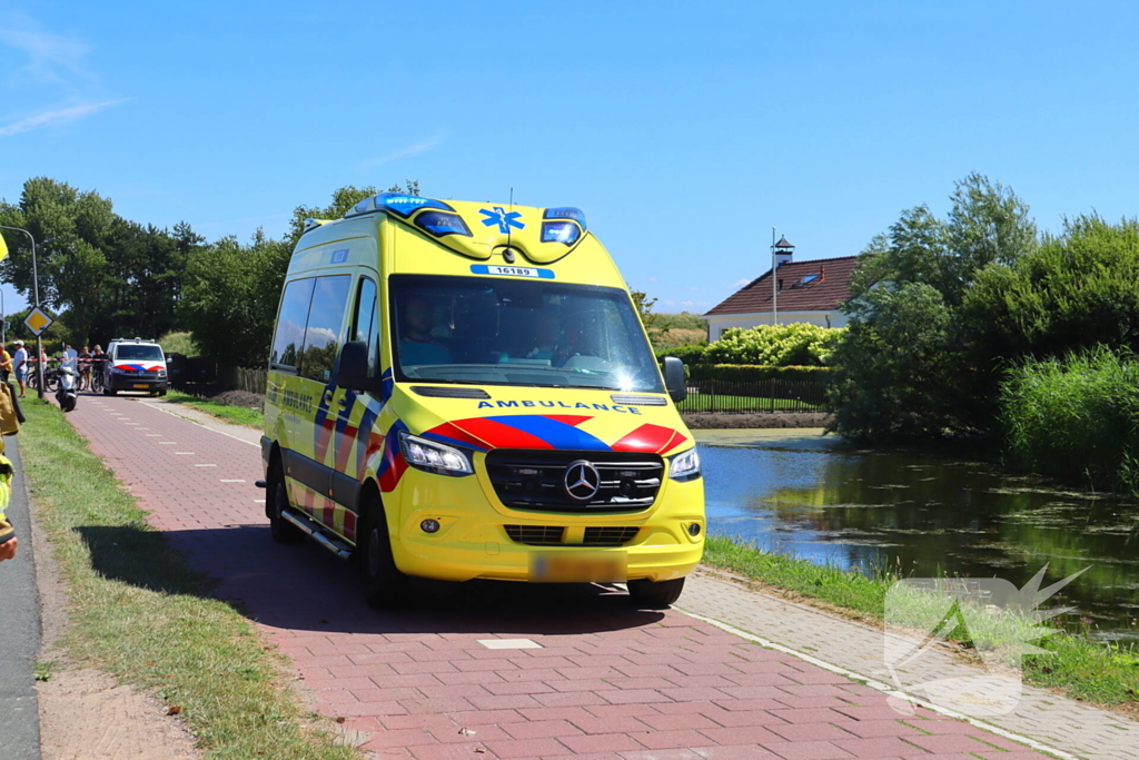 Tractor omgekanteld door uitwijken