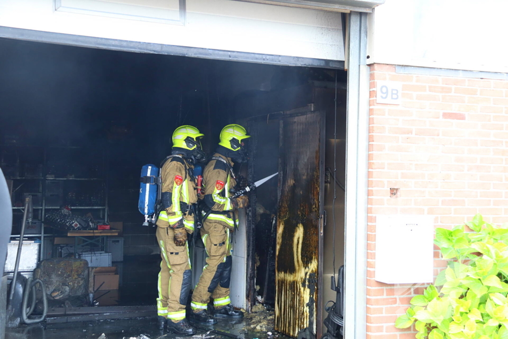 Brand in bijgebouw snel opgeschaald