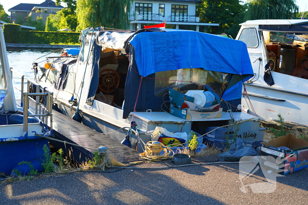 Brandweer onderzoekt geur, zorgen om welzijn dieren