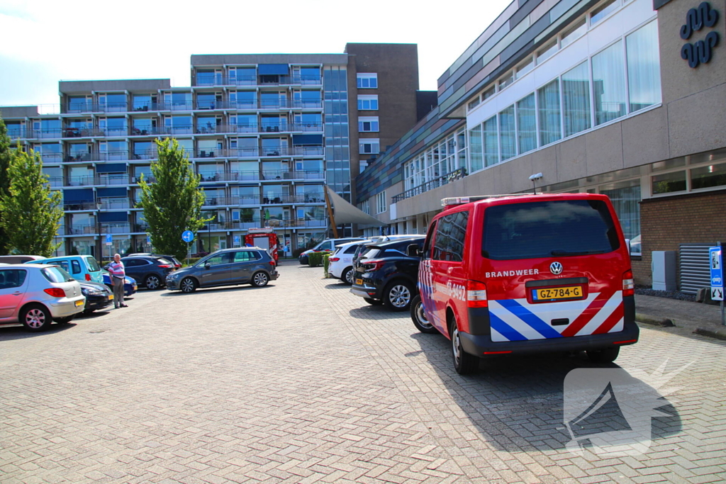 Brandweer schaalt op bij brandmelding in woon- en zorgcentrum