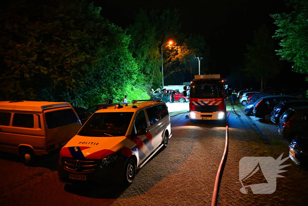 Voertuigbrand veroorzaakt grote schade