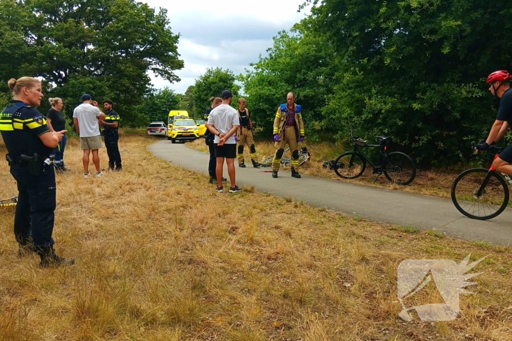Zwaargewonde na fietsaanrijding