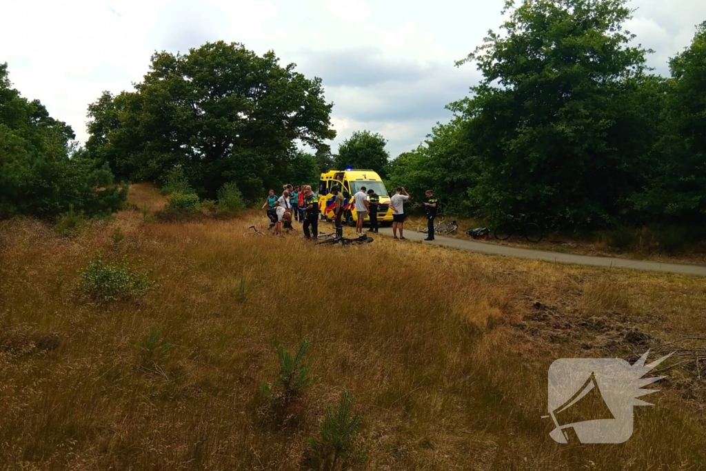 Zwaargewonde na fietsaanrijding