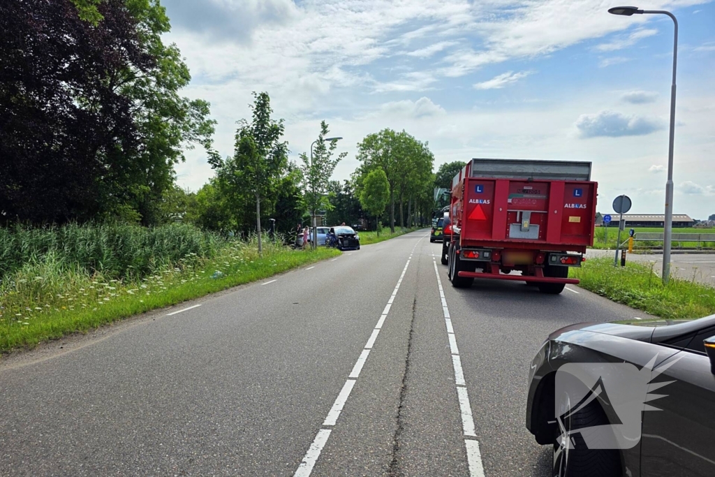 Ongeluk met tractor, auto en microcar