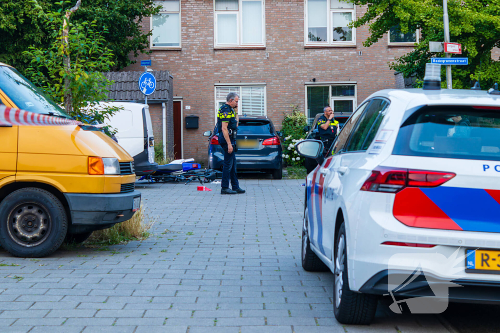 Crossmotorrijder vlucht en laat zwaargewonde fietser achter tijdens achtervolging