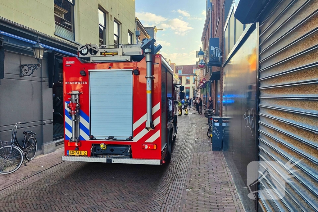 Brandweer dooft vuur in woning