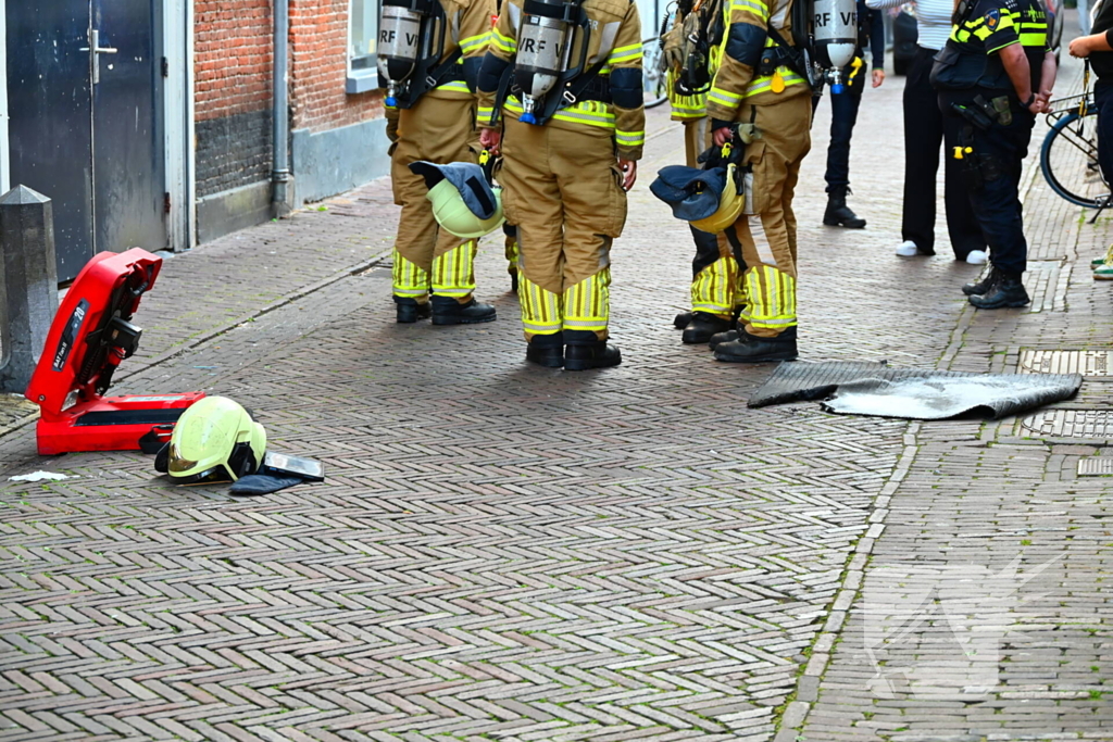 Brandweer dooft vuur in woning