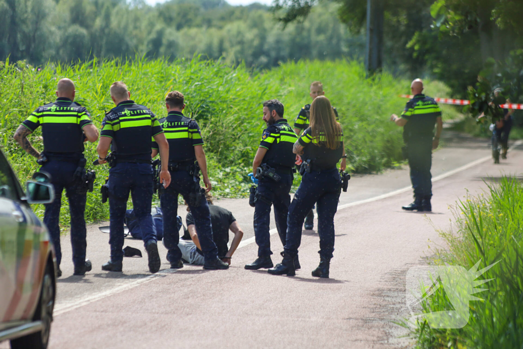 Steekincident tijdens beroving zorgt voor gewonde en arrestatie