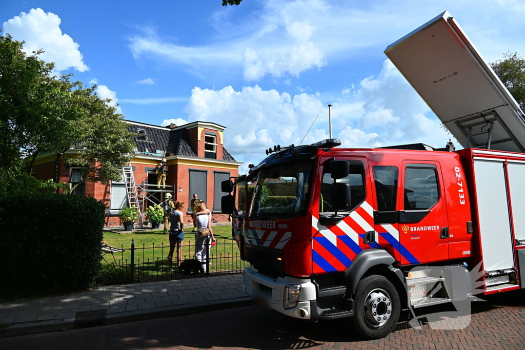 Werkzaamheden met brander leidt tot dakbrand
