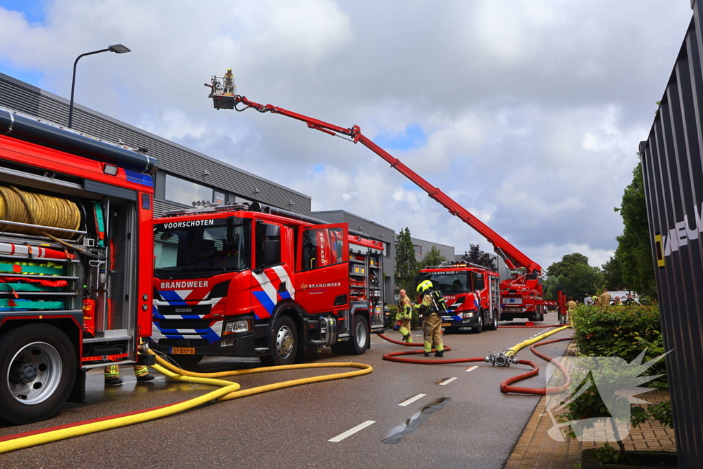 Grote brand in bedrijfsverzamelgebouw