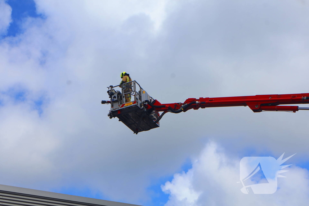Grote brand in bedrijfsverzamelgebouw