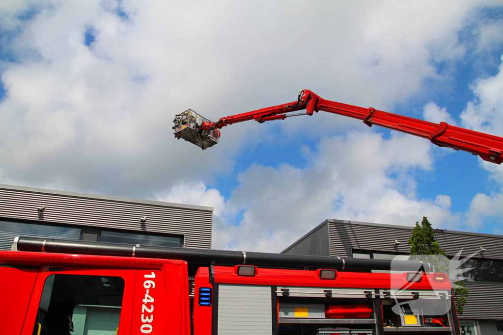 Grote brand in bedrijfsverzamelgebouw