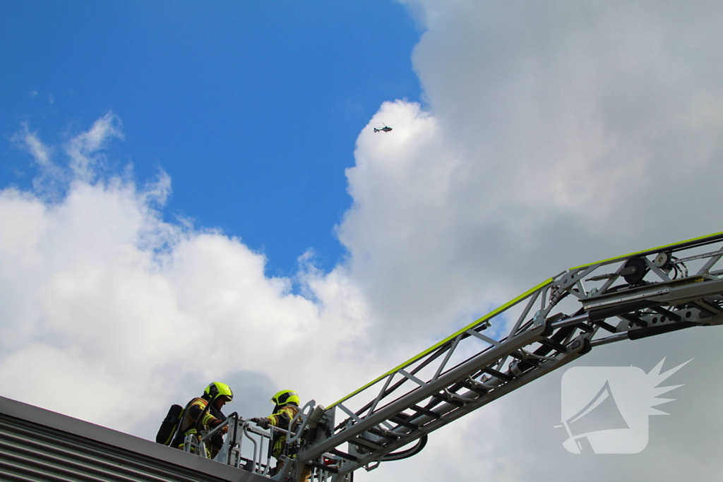 Grote brand in bedrijfsverzamelgebouw