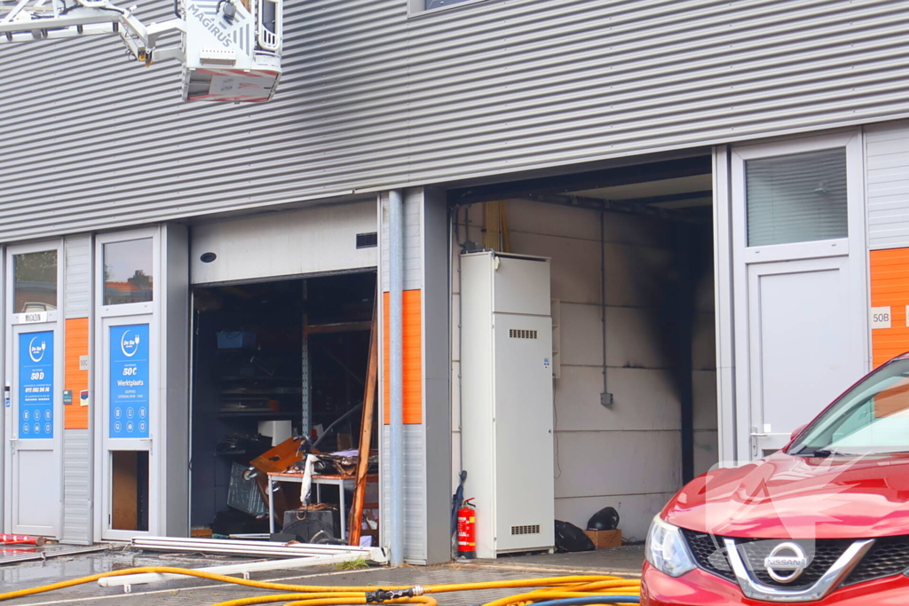Grote brand in bedrijfsverzamelgebouw