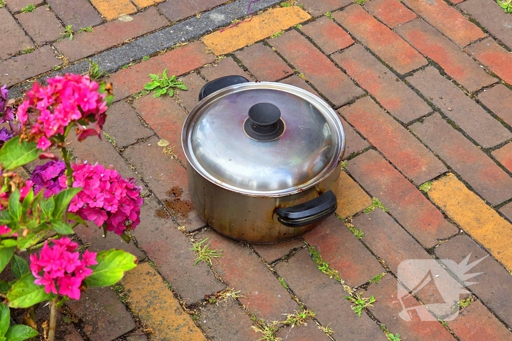 Woningbrand door vergeten pan op het vuur
