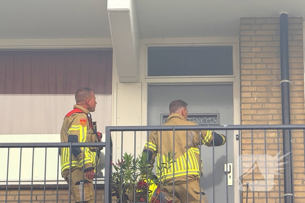 Brandweer ventileert schuren na melding