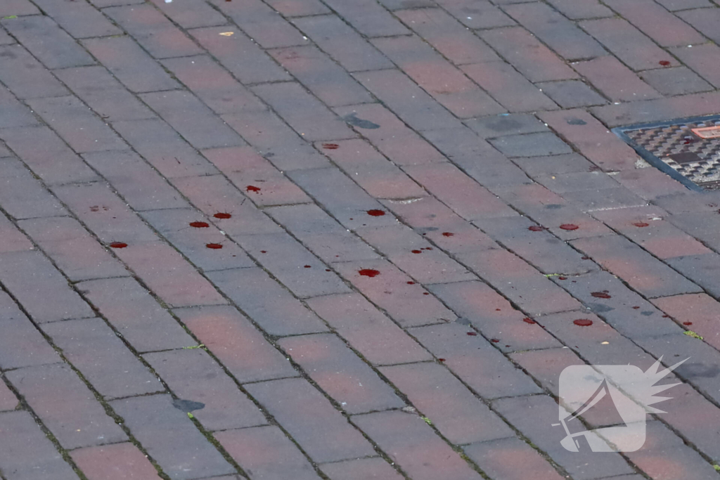 Steekpartij laat één gewonde achter