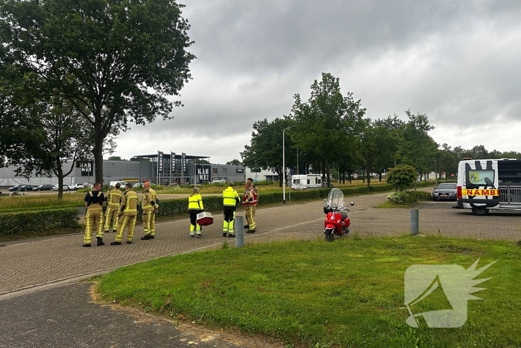 Dier in nood gered met ladderwagen