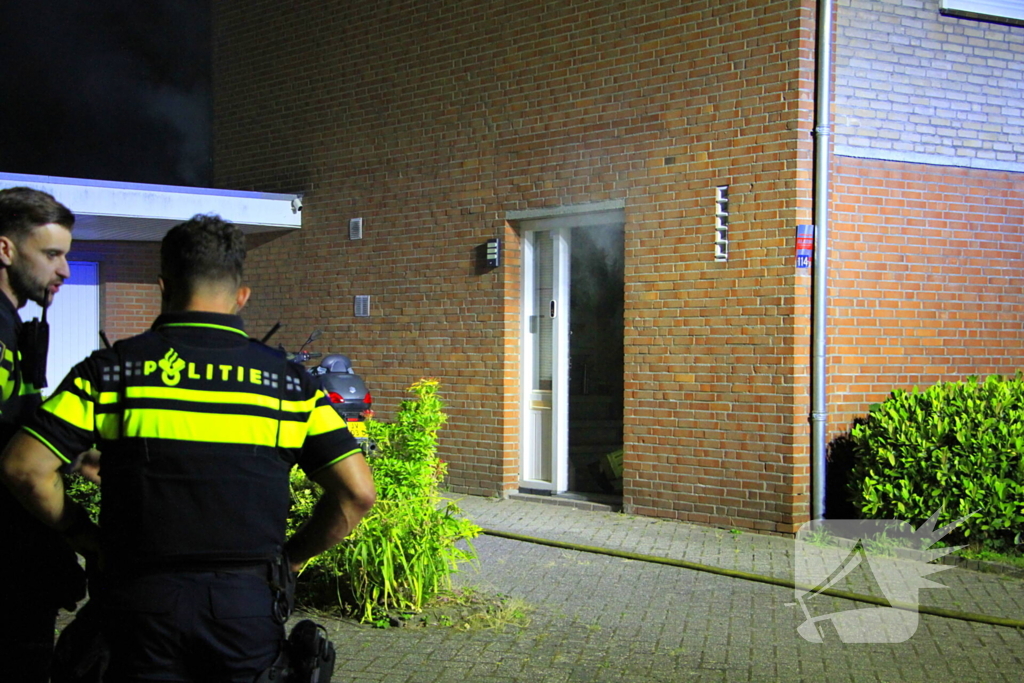 Veel rookontwikkeling in woning door vergeten pan op fornuis