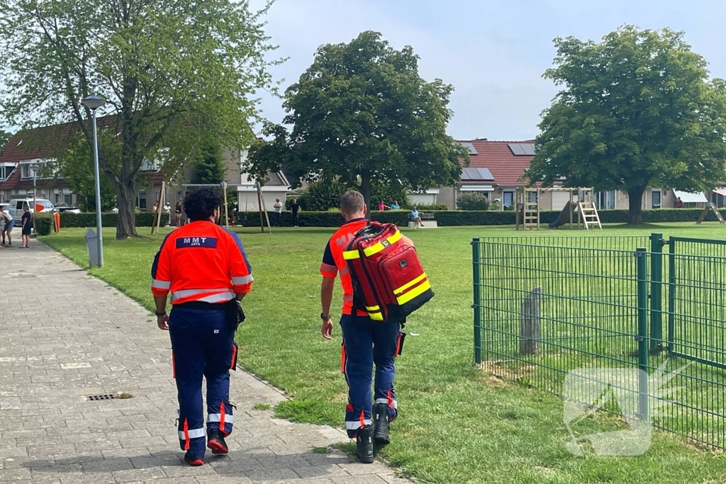 Traumahelikopter landt in woonwijk