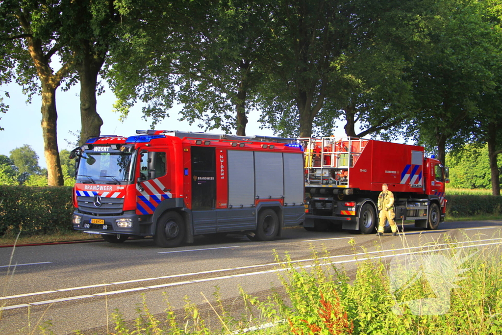 Autobrand verwoest voertuig
