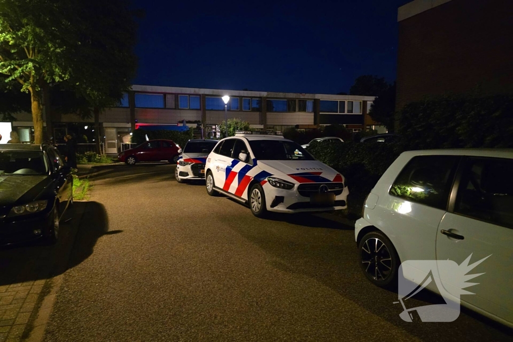 Brandweer opent garagebox na melding van ruzie