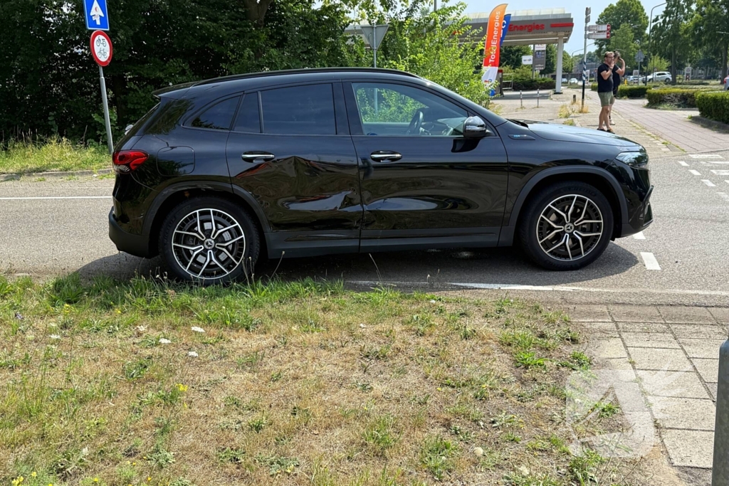 Lichtgewonde bij aanrijding op kruising