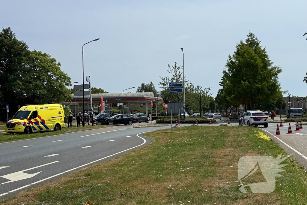 Lichtgewonde bij aanrijding op kruising