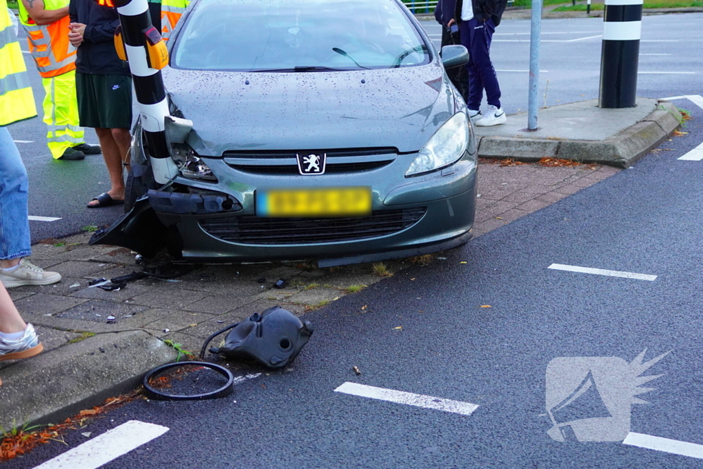 Auto klapt op verkeerslicht