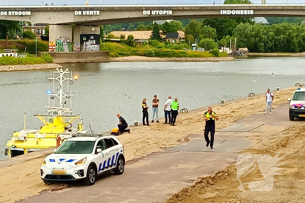 Lichaam gevonden in het water