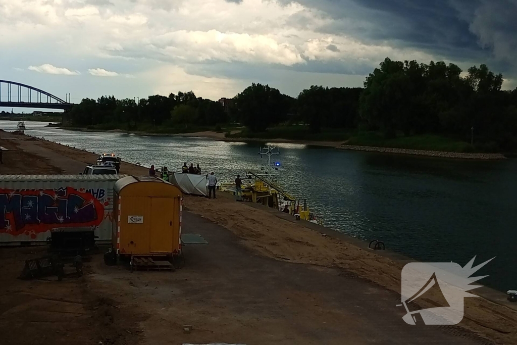 Lichaam gevonden in het water