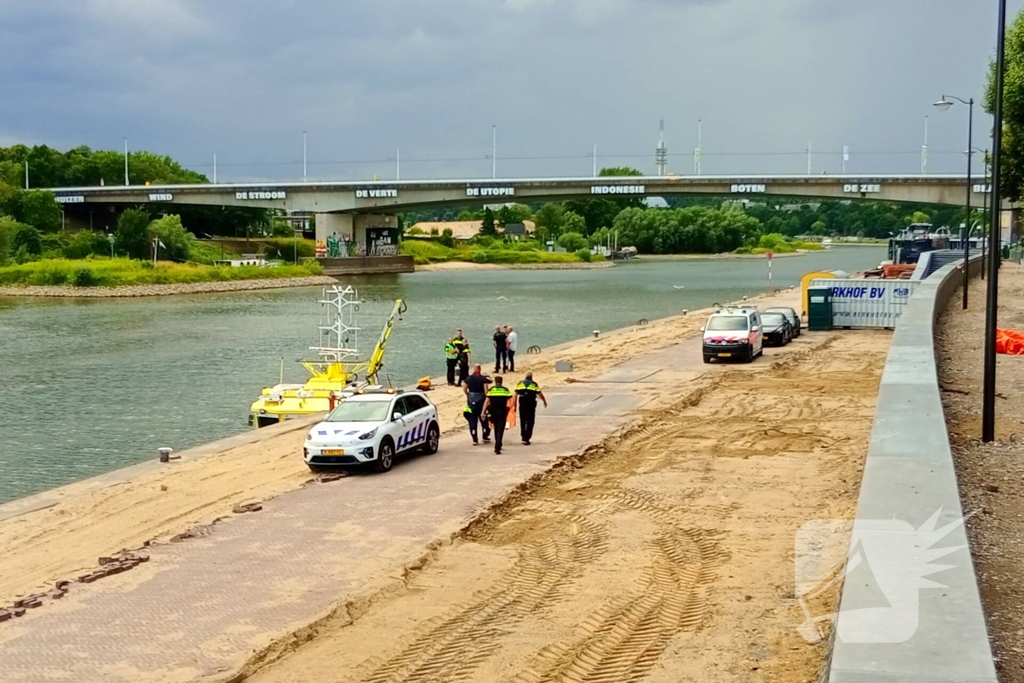 Lichaam gevonden in het water