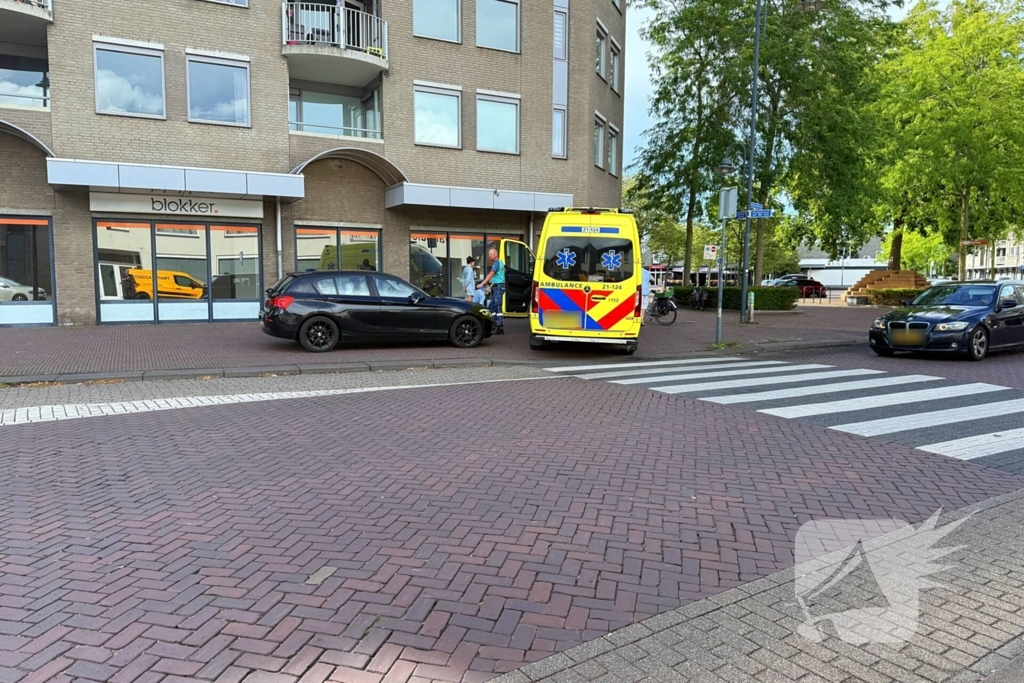 Fietser gewond na aanrijding met auto