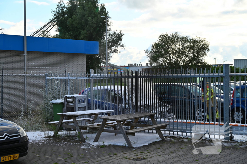 Auto zwaar beschadigd door brand