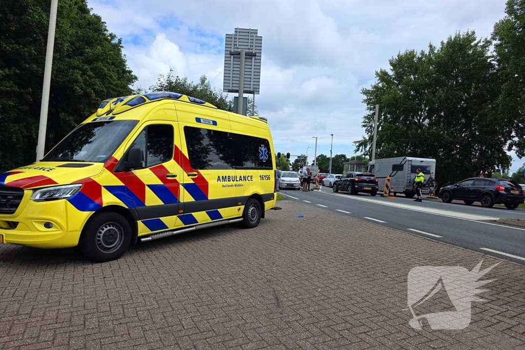 Auto's en fiets betrokken bij aanrijding